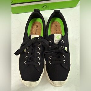 Cariuma OCA Canvas Shadow Black Sneakers